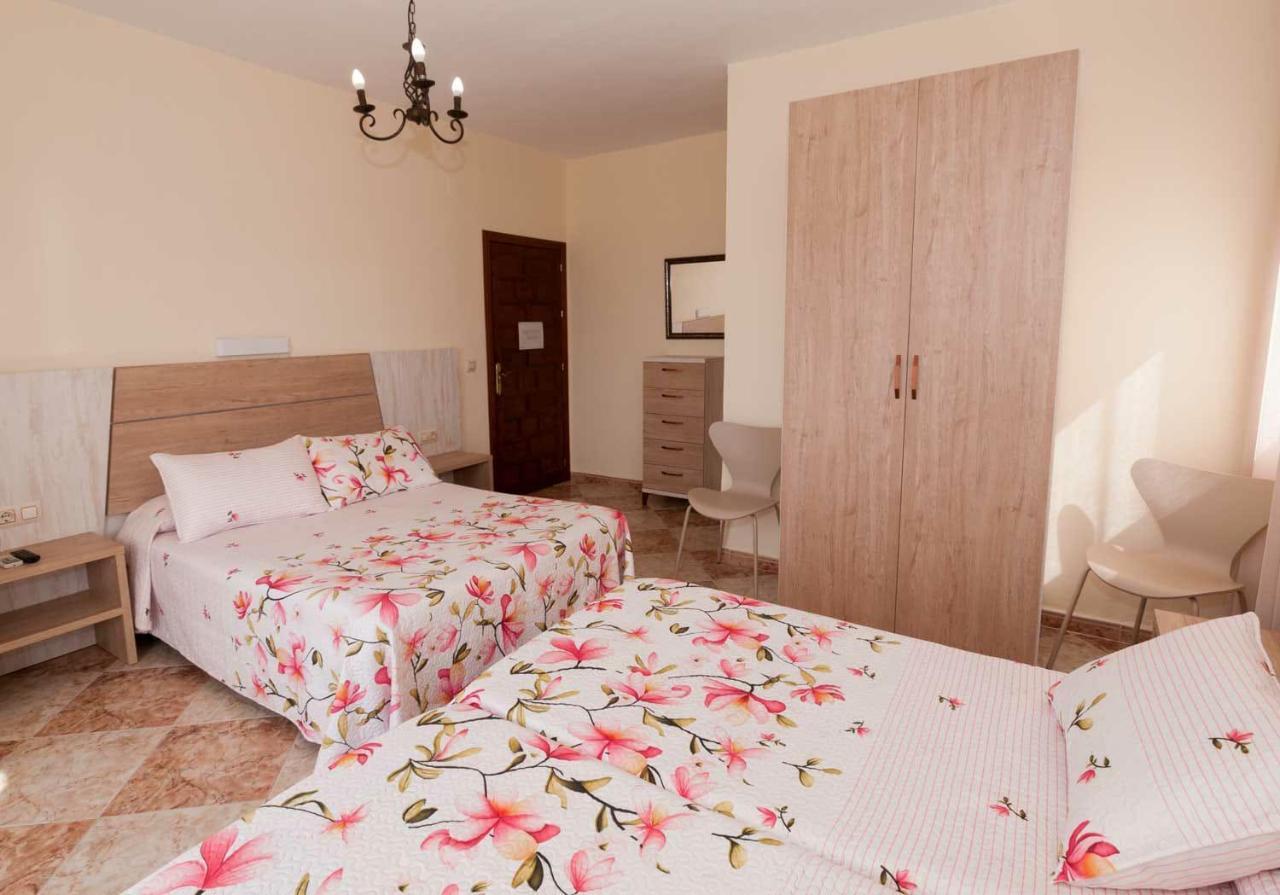 Hostal Sonrisa Del Mar Conil De La Frontera Exterior foto